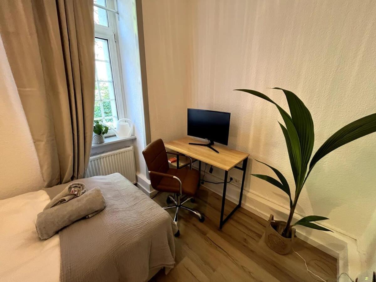 City Apartment Messe Zentral Ps4 Workspace Francoforte sul Meno Esterno foto